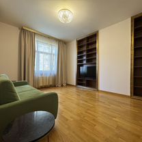 Фото объявления: 2-комнатная квартира, 76 м²